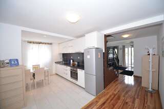 Апартаменты J & P Apartments Котор Двухуровневые апартаменты с 2 спальнями и балконом-79