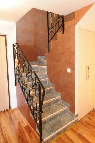 Апартаменты J & P Apartments Котор Двухуровневые апартаменты с 2 спальнями и балконом-97