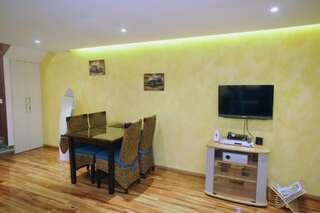 Апартаменты J & P Apartments Котор Двухуровневые апартаменты с 2 спальнями и балконом-99